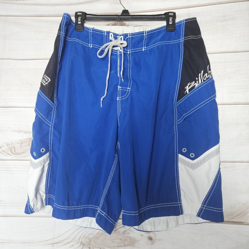 Billabong Board Shorts with Surfboard Wax Comb